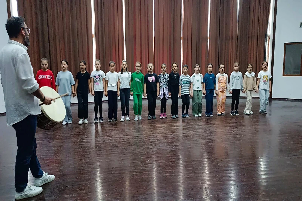 Akçaabat Sanat Akademisi’nde Yeni Dönem Başladı: Miras Horonla, Genç Kalemler Edebiyatla Büyüyor!