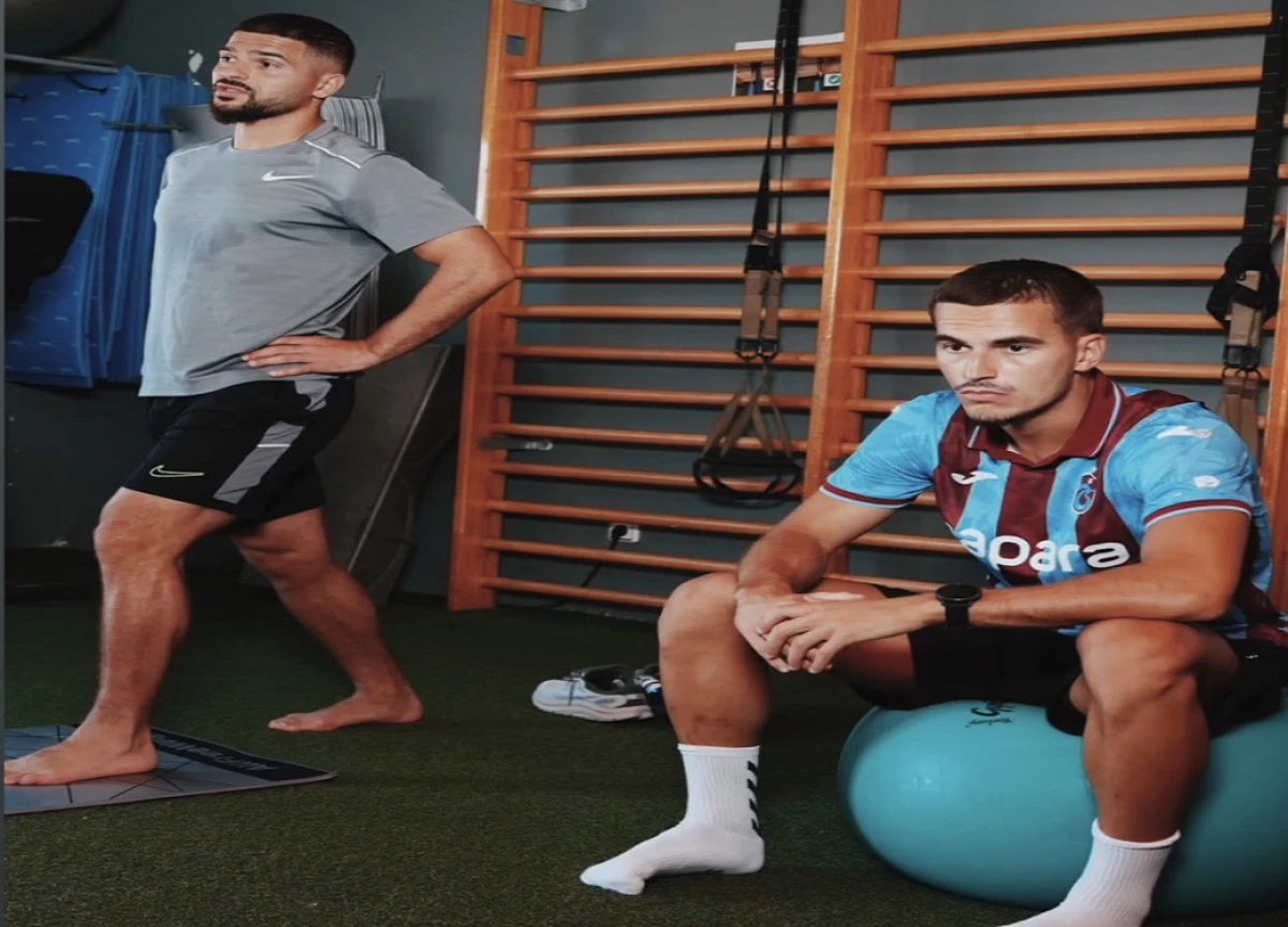 Anis Mehmeti Antrenmana Trabzonspor Formasıyla &Ccedil;ıktı!