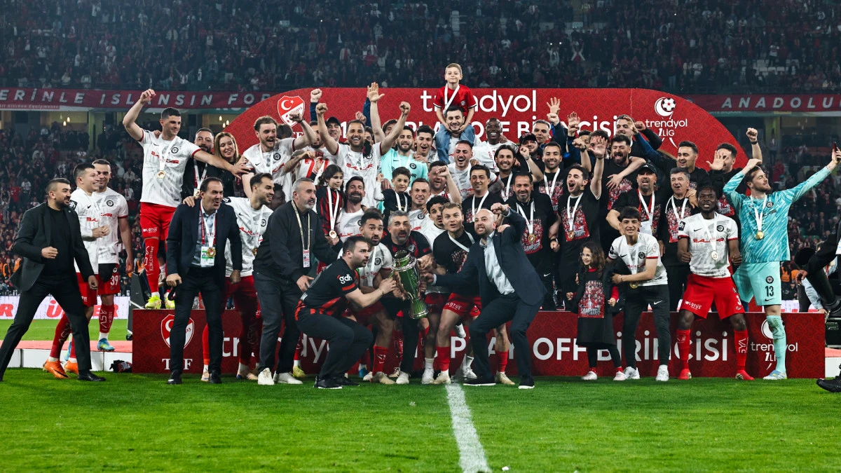 Arca &Ccedil;orum FK Tarih Yazdı: Erokspor'u Devirerek Resmen S&uuml;per Lig'de!