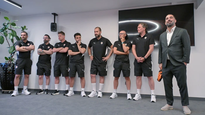 Arda Turan, Shakhtar Donetsk yönetimindeki ilk antrenmanına çıktı