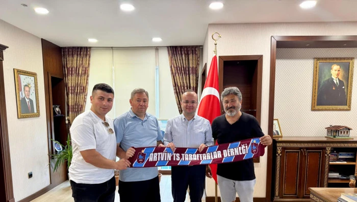 Artvinli Trabzonsporlulardan kaymakamlara ziyaret