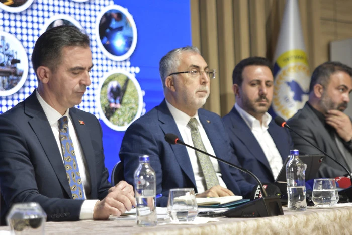 Bakan Işıkhan: Türkiye barışla yükselecek