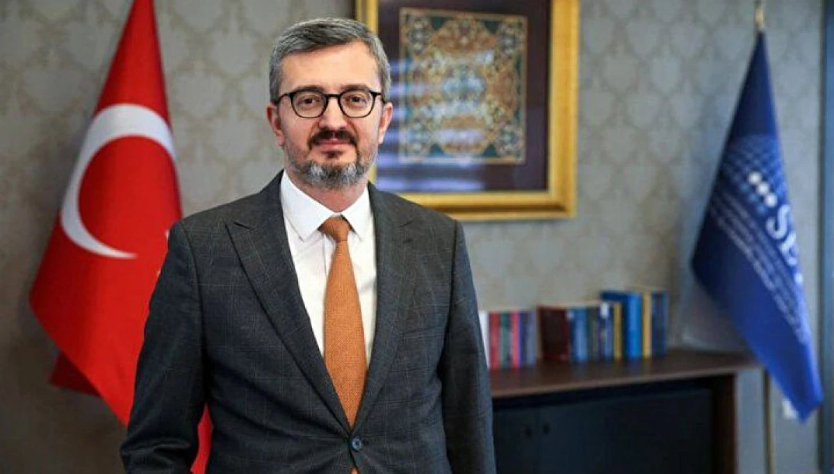 Burhanettin Duran Kimdir?
