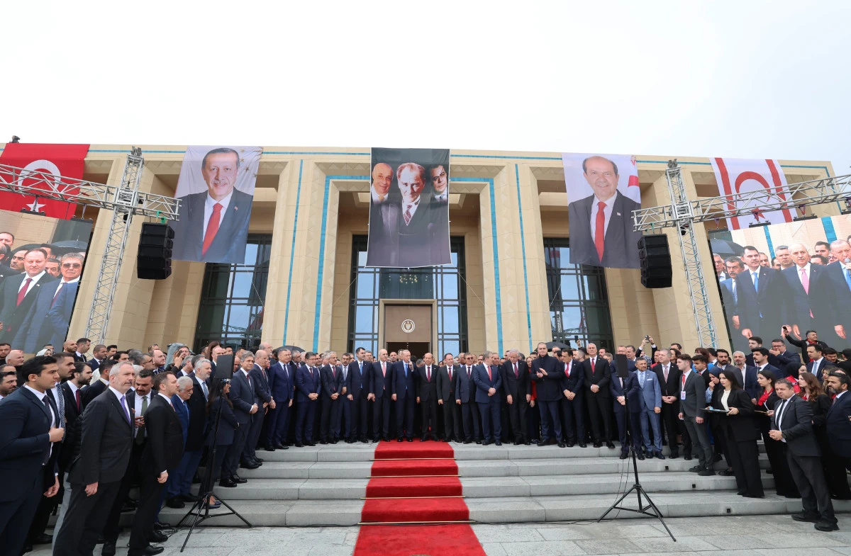Cumhurbaşkanı Erdoğan, KKTC'deki yeni Cumhuriyet Yerleşkesi'nin açılışını yaptı