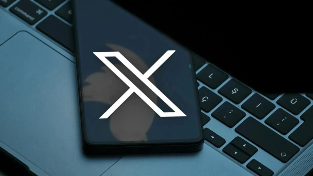 D&uuml;nyada Ve T&uuml;rkiye&rsquo;de Erişim Sorunu: X (Twitter) &Ccedil;&ouml;kt&uuml; M&uuml;?