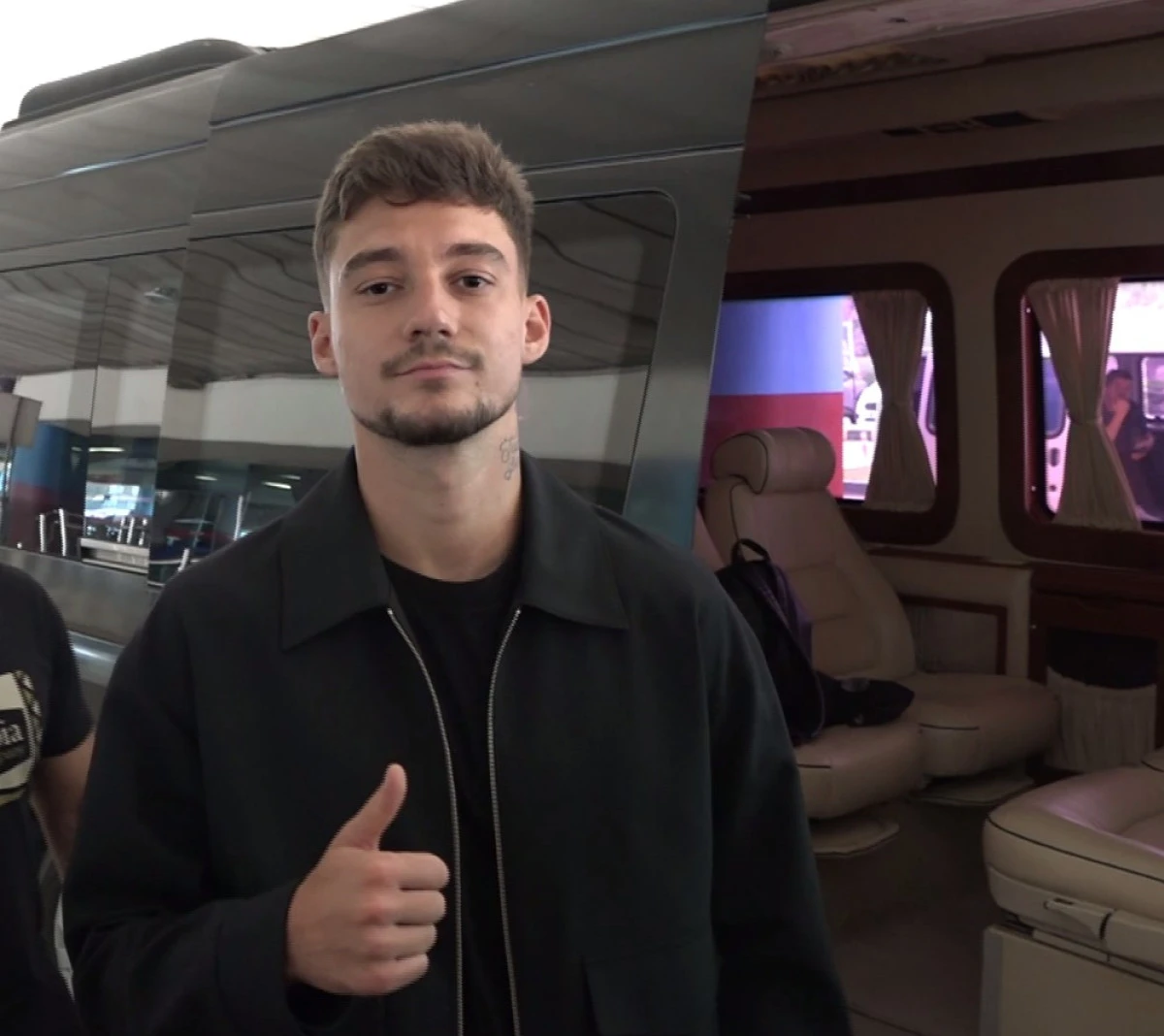 Ernest Muçi Trabzonspor İçin Trabzon’da! İlk Açıklamalar