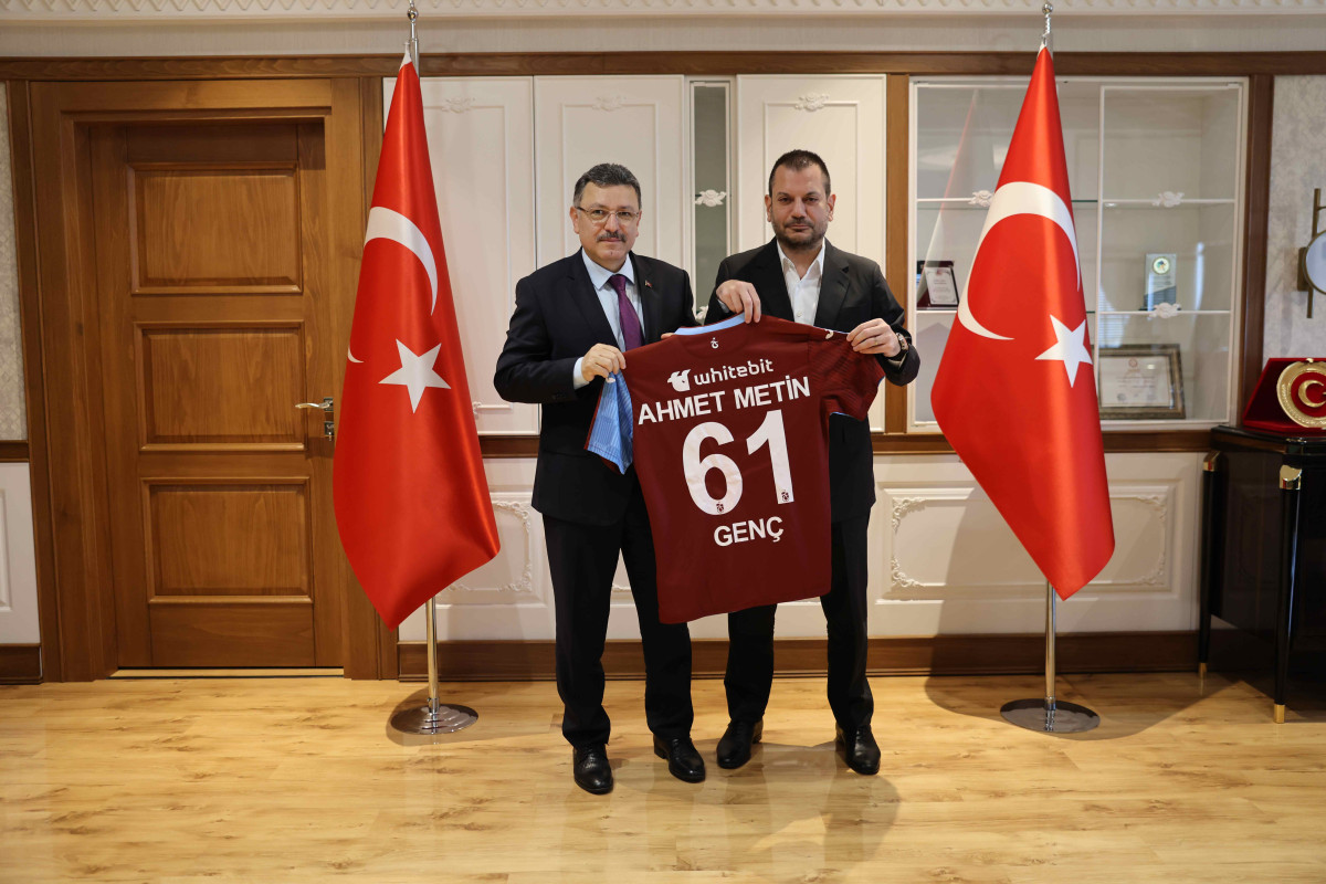 Ertuğrul Doğan'dan Trabzon Büyükşehir Belediye Başkanı Genç'e ziyaret