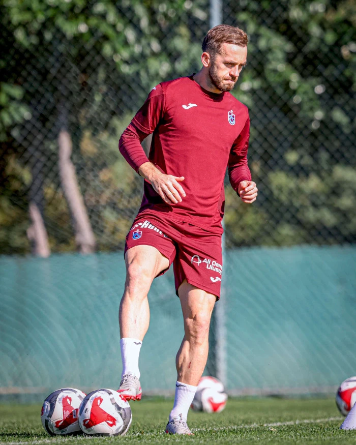 Fırtına'da Son İdman Bitti: Gözler Artık İstanbul'da!