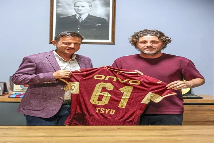 Fatih Tekke: Bence gemi limana yanaştı