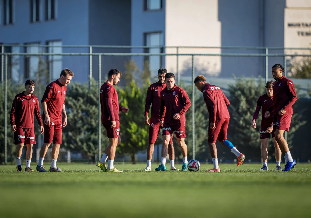 Fatih Tekke'den Taktik Ağırlıklı Antrenman