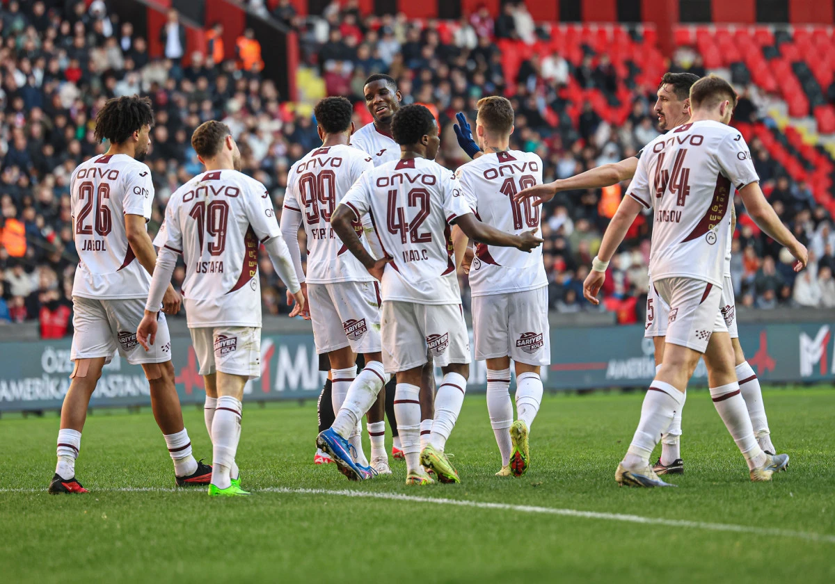 Fırtına Gaziantep&rsquo;te Esip Ge&ccedil;ti: Gaziantep FK 1 - 2 Trabzonspor