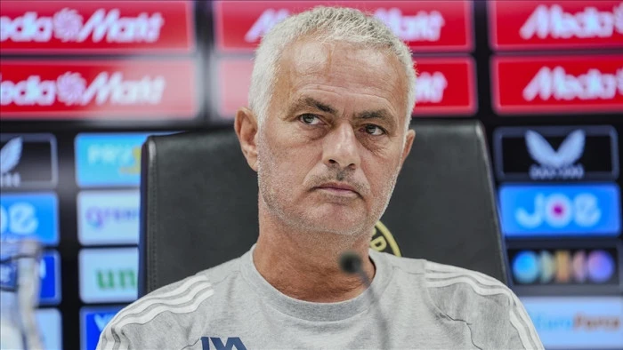 Fenerbahçe'de Jose Mourinho ile yollar ayrıldı