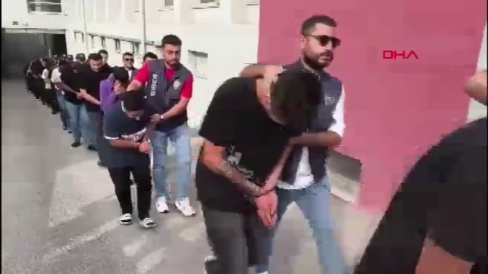 Günlük banka hareketliliği 24 milyon lira olan yasa dışı bahis şebekesine operasyon; 21 tutuklama (2)