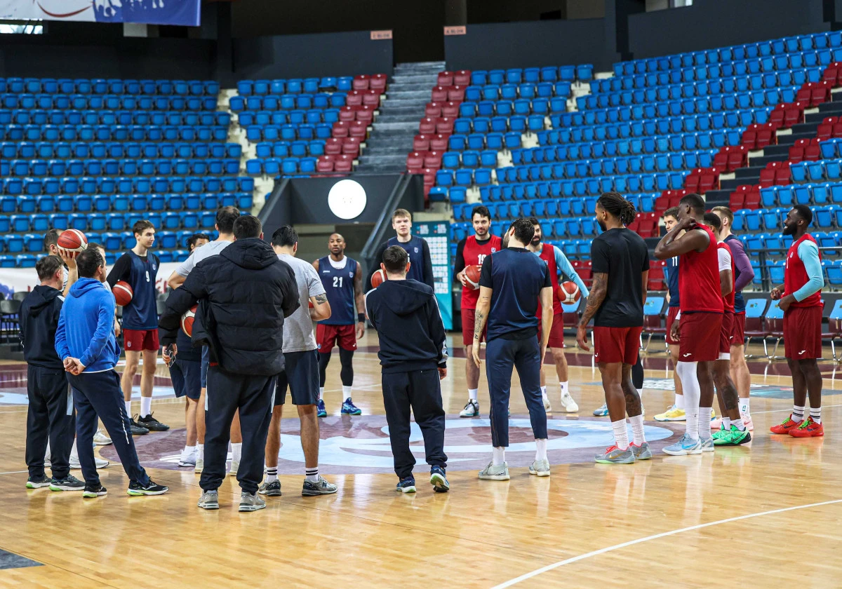 HAYRİ G&Uuml;R&rsquo;DE DEV RANDEVU: Trabzonspor, T&uuml;rk Telekom&rsquo;u G&ouml;z&uuml;ne Kestirdi!