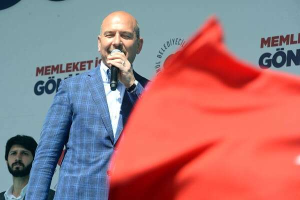 İçişleri Bakanı Süleyman SoyluAdam mı bulamadılar da PKK'lıları listelerine koydular