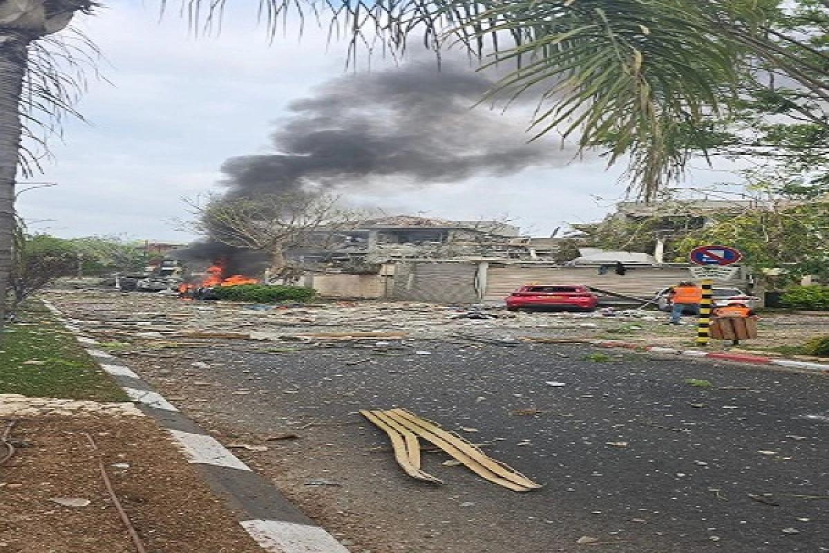 İran'dan, İsrail'e misilleme; Tel Aviv ve Hayfa'da patlama sesleri duyuluyor