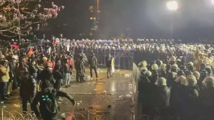 İstanbul - İzinsiz gösterilerde kaydettiği 'Cumhurbaşkanına hakaret' içerikli videoları sosyal medyada paylaşan şüpheli tutuklandı