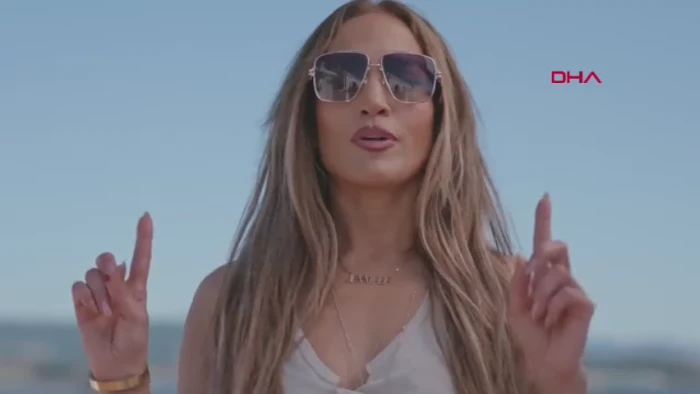 Jennifer Lopez, Antalya konseri öncesinde hayranlarına seslendi
