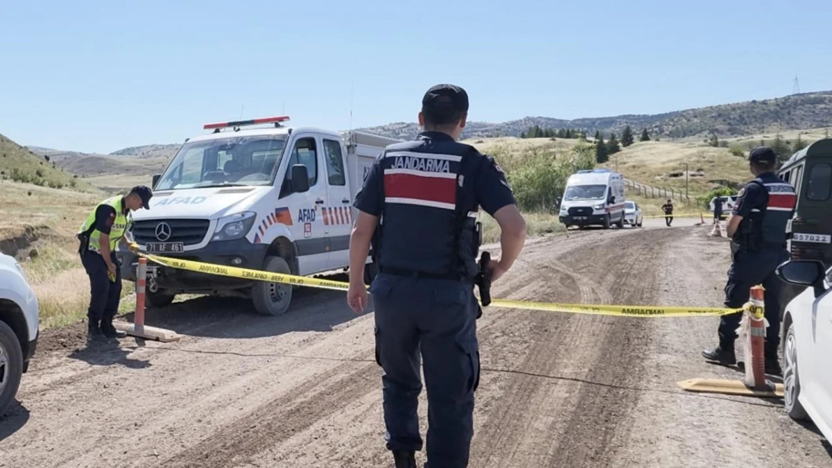 Kırıkkale Yahşihan'da M&uuml;himmat Deposunda Şiddetli Patlama: 2 İş&ccedil;i Hayatını Kaybetti