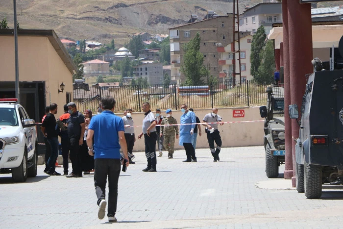 Mağarada gaz zehirlenmesi: 5 şehit 