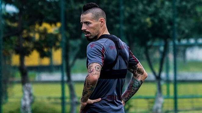 Marek Hamsik’ten iyi haber geldi, saha çalışmalarına başladı