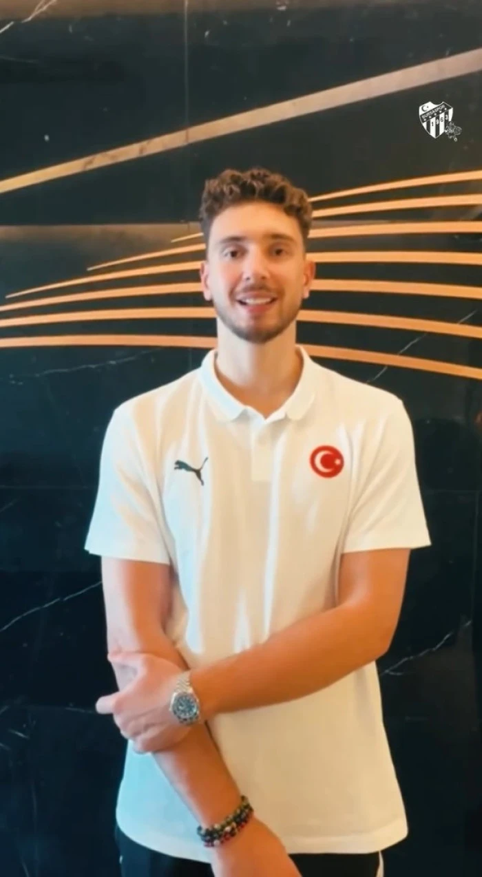 Milli basketbolcu Alperen Şengün'ün forması, SMA hastası Çağan Ata için 1 milyon TL'den açık artırmada