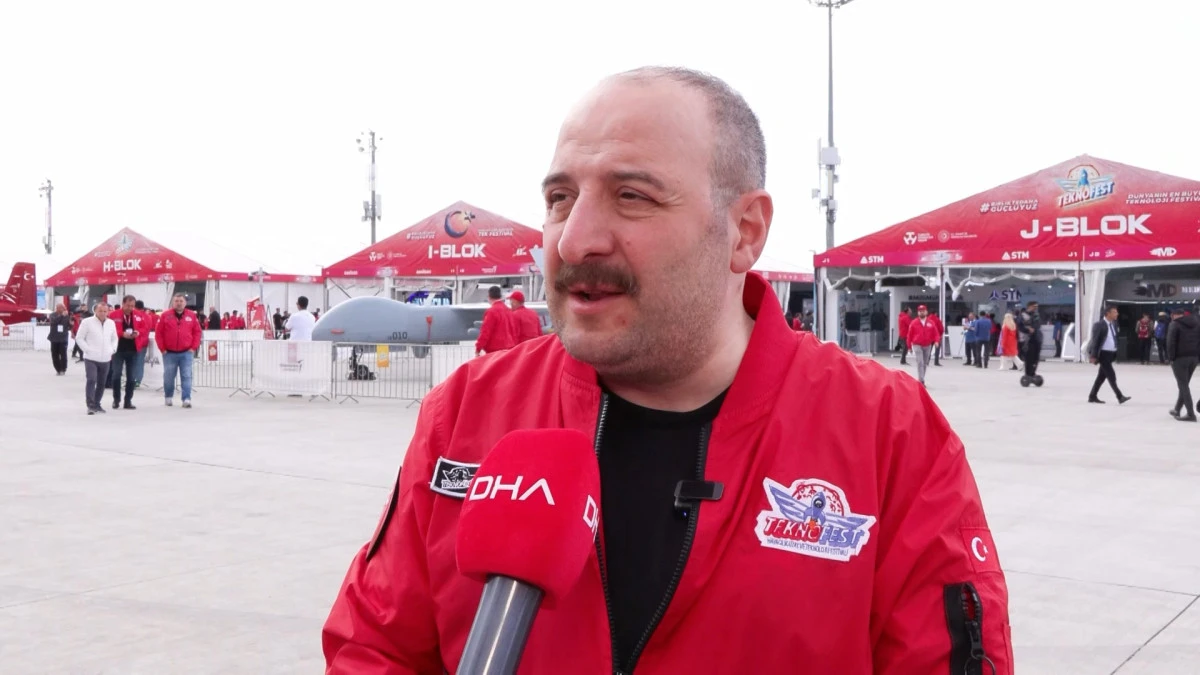 Mustafa Varank: TEKNOFEST ‘tam bağımsız Türkiye’ hedefiyle oluşturuldu