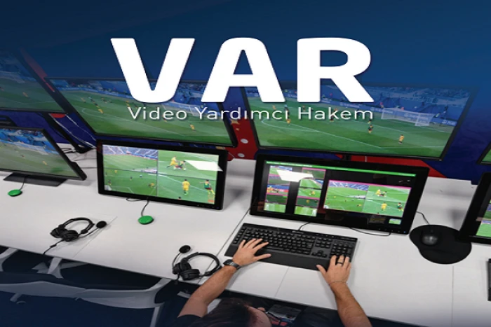 Papara Park'ta D&uuml;d&uuml;k Alper Akarsu'da! VAR Koltuğunda İse Ali Şansalan Var