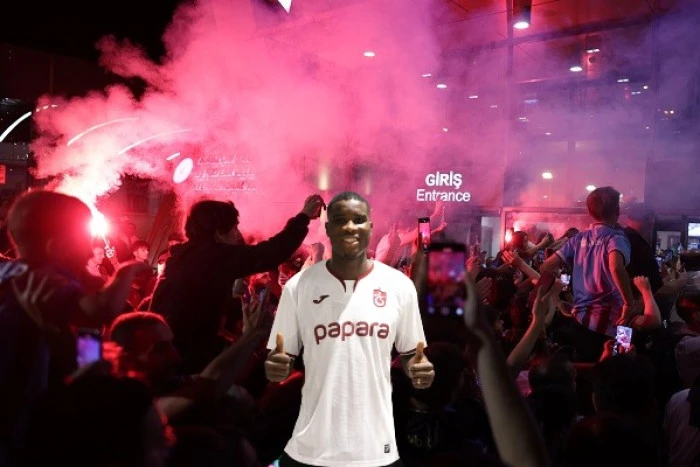 Paul Onuachu'ya coşkulu karşılama