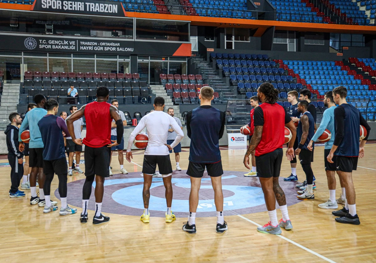 POTADA DERBİ HAZIRLIKLARI TAM GAZ: Fırtına İstanbul&rsquo;a Odaklandı!