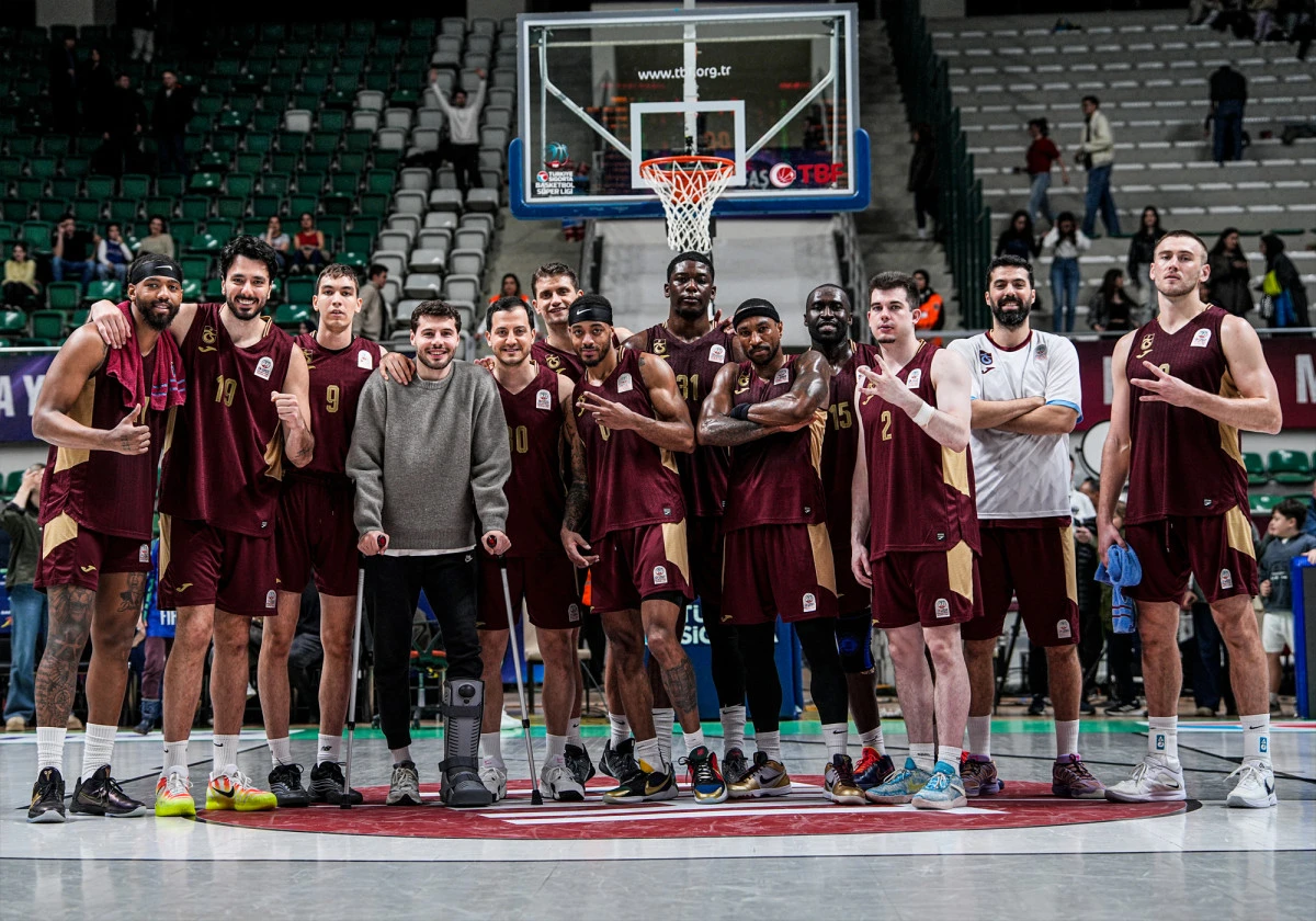 Potada Trabzonspor Fırtınası: Tofaş Deplasmanında Muhteşem Zafer!