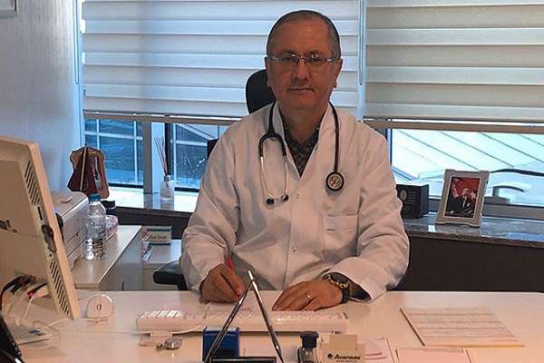 Prof. Dr. Kayhan tarih verdi: &ldquo;Kurallara uyarsak haziran gibi normale d&ouml;nebiliriz&rdquo;