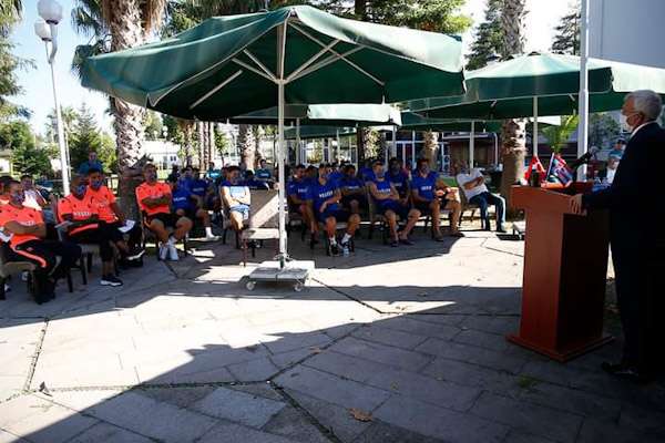 Trabzonspor'a COVID-19 semineri verildi