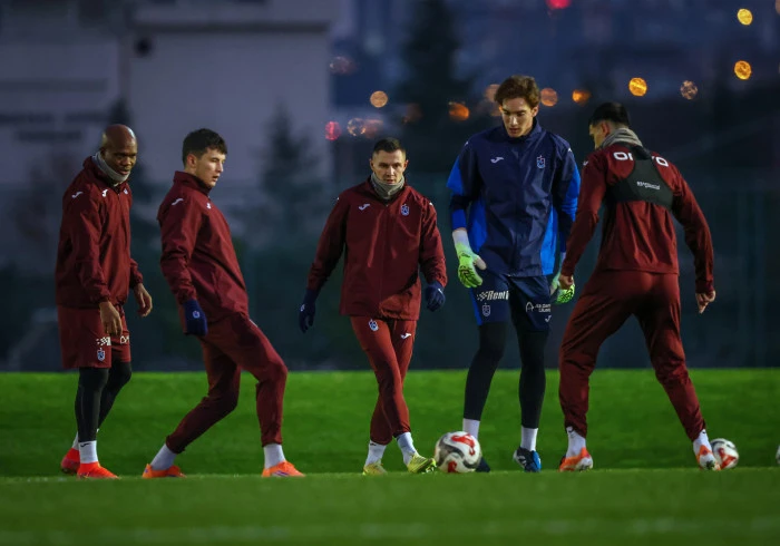 S&Uuml;PER KUPA'DA DEV RANDEVU: Trabzonspor, Galatasaray Ma&ccedil;ı Hazırlıklarına Başladı