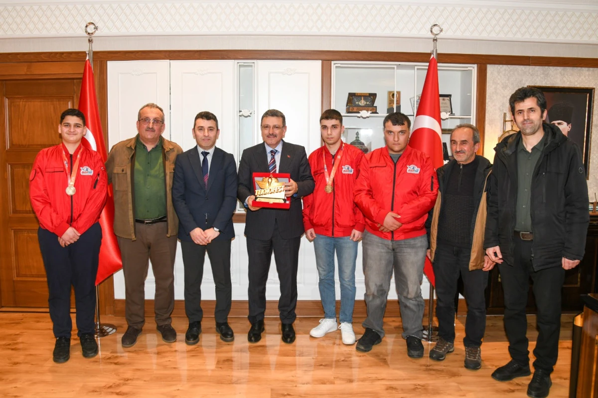 TEKNOFEST Şampiyonları Trabzon&rsquo;un Gururu Oldu!