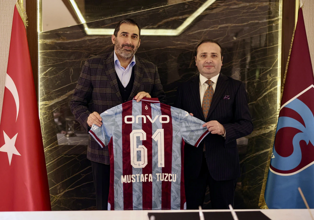 Ticaret Bakan Yardımcısı Mustafa Tuzcu'dan Trabzonspor'a Ziyaret