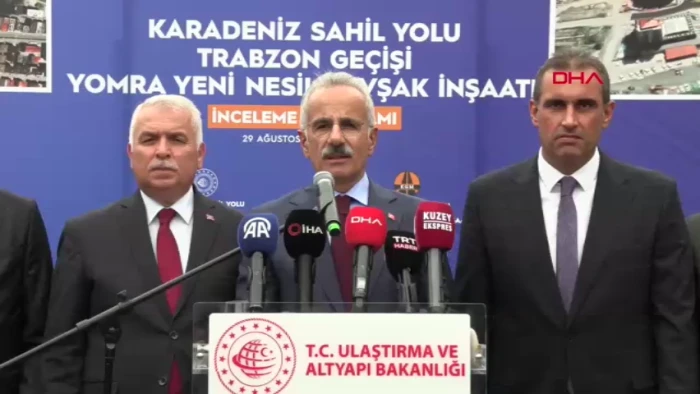 Trabzon-  Bakan Uraloğlu, Yomra Giriş Kavşağı'nı incelemesinin ardından açıklamalarda bulundu