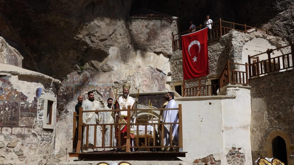 Trabzon-Sümela Manastırı'nda 12’nci ayin