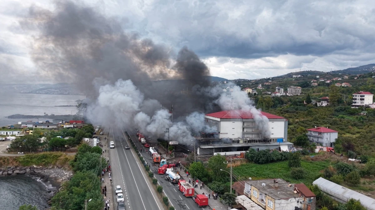 Trabzon- Yanan AVM dron ile görüntülendi