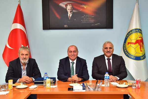 Trabzon Büyükşehir Belediye Başkanı Murat Zorluoğlu ASKF Trabzon Şubesini ziyaret etti