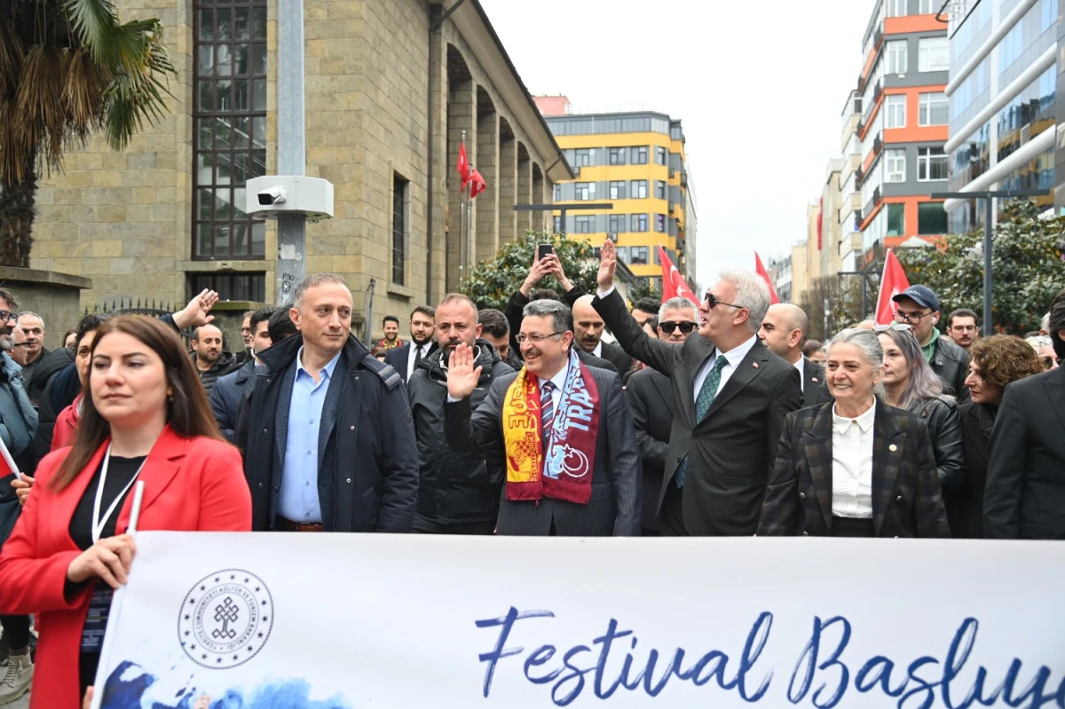 Trabzon&rsquo;da 26'ıncı Uluslararası Karadeniz Tiyatro Festivali Başladı