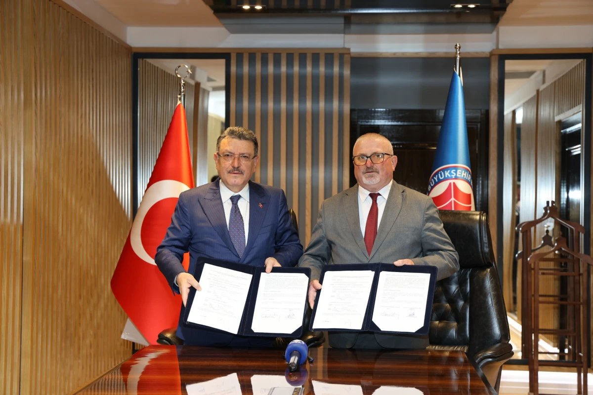 Trabzon'da Arıcılara B&uuml;y&uuml;k M&uuml;jde! Y&uuml;zde 70 Hibe ile Ana Arı Desteği