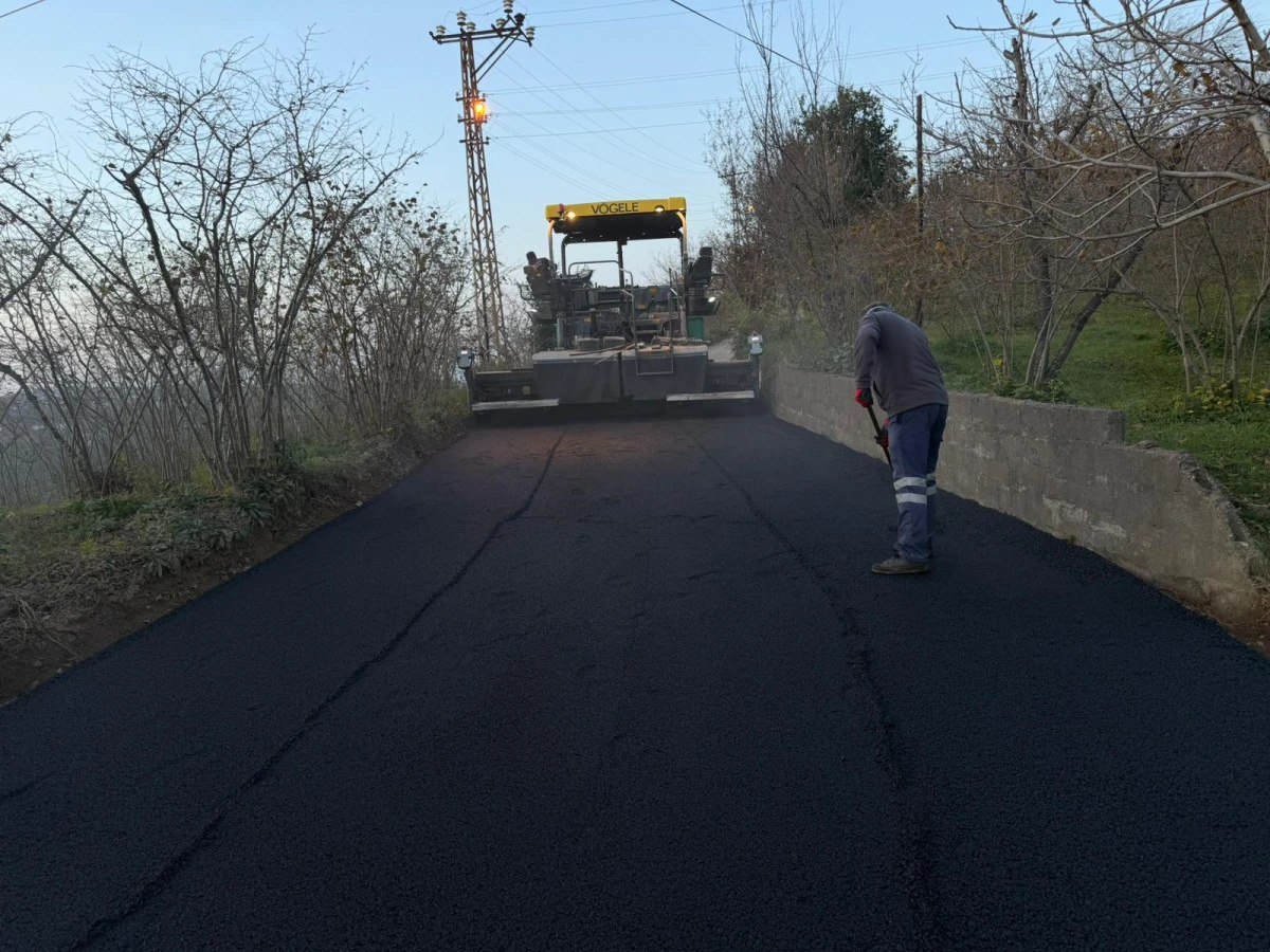 TRABZON'DA DEV YOL SEFERBERLİĞİ: 18 İLÇEDE YOLLAR KONFORA KAVUŞUYOR