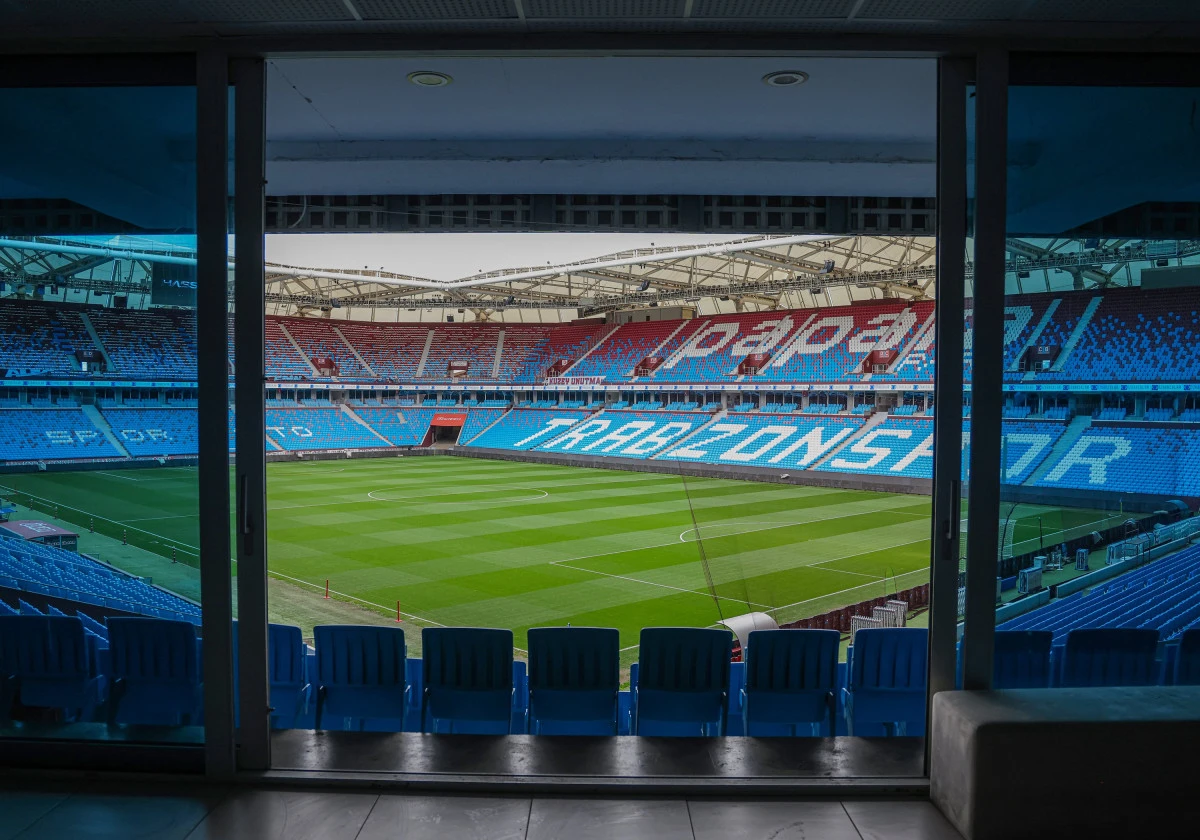 Trabzon'da Sessiz Gece: Cezalar Ve Hava Koşulları Trib&uuml;nleri Boş Bıraktı