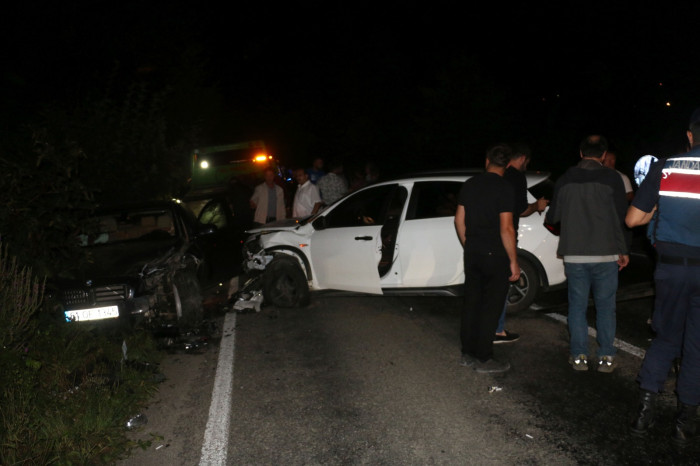 Trabzon'daki trafik kazasında 5 kişi yaralandı