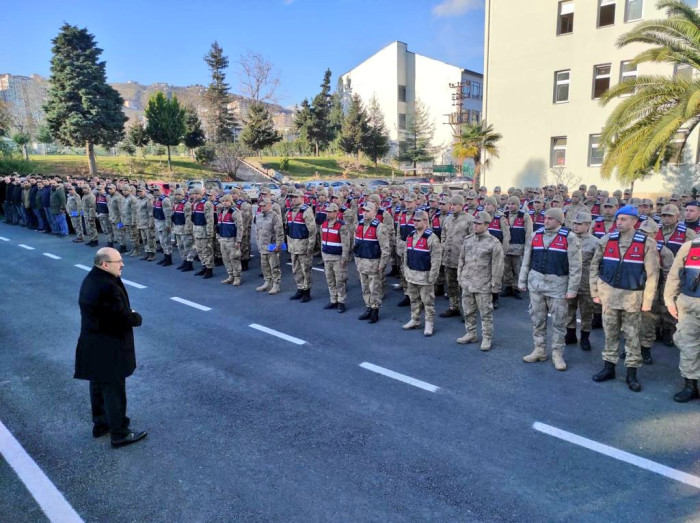 Trabzon'dan jandarma arama kurtarma timleri deprem bölgesine uğurlandı