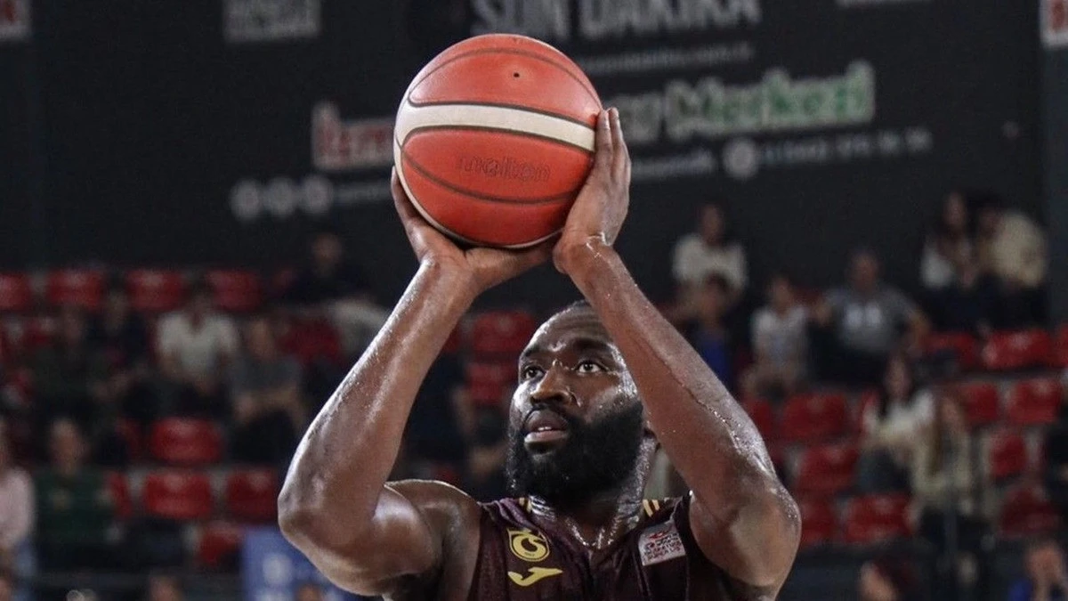 Trabzonspor Akwasi Yeboah ile 1 Yıl Daha!