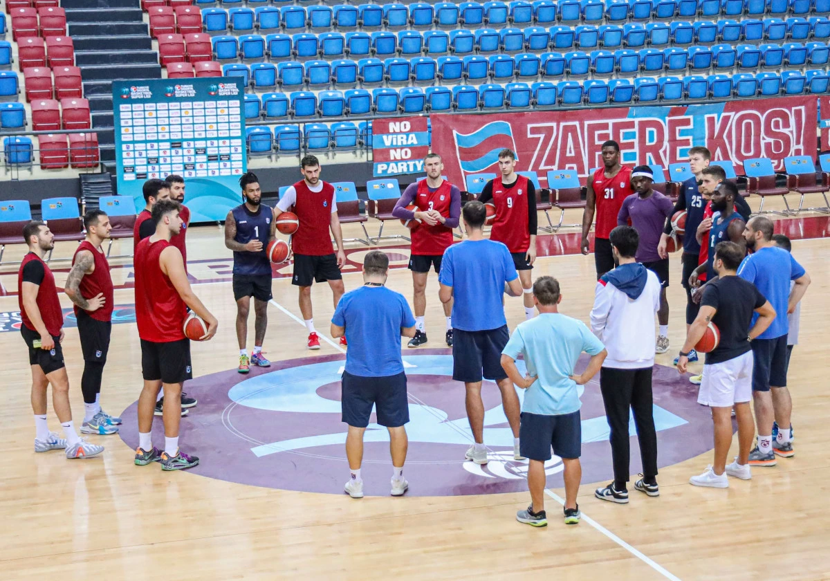 Trabzonspor Basketbol Takımı Esenler Erokspor Maçı Öncesi Hazırlıklarını Tamamlıyor