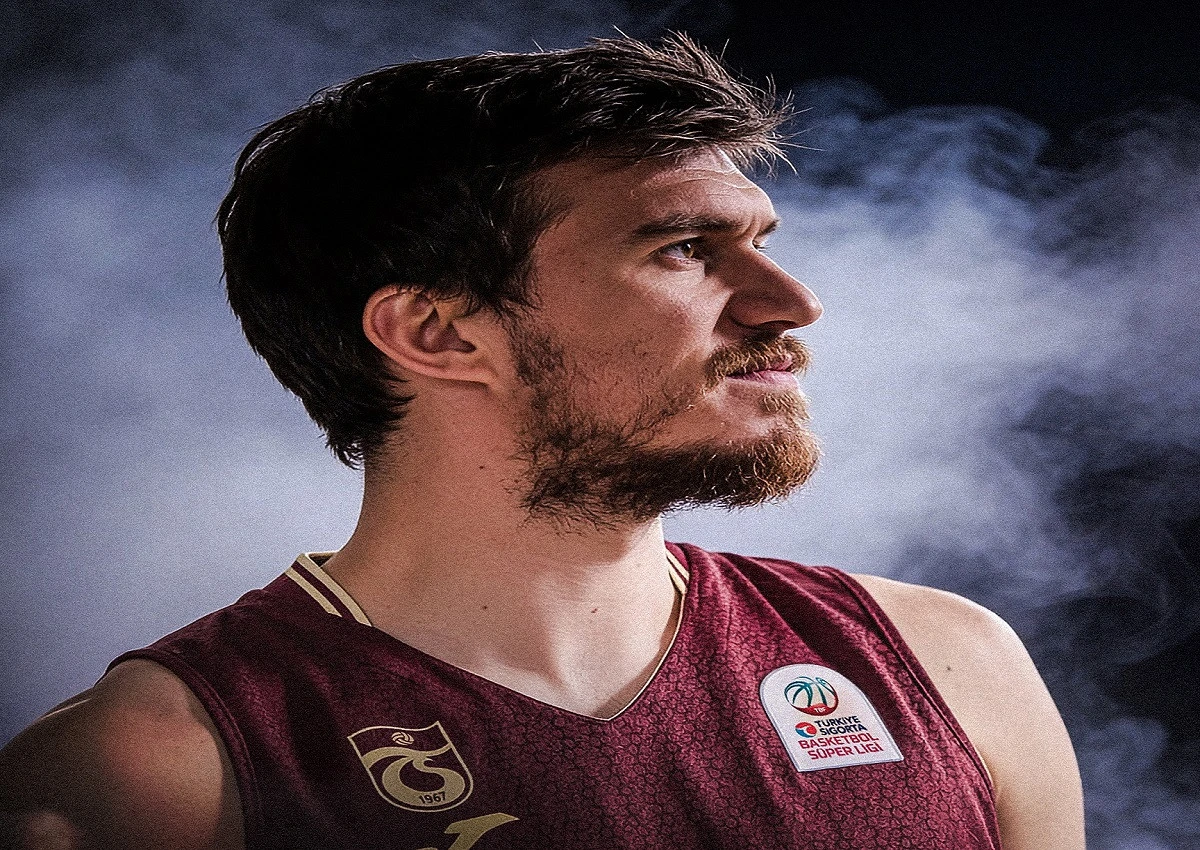 Trabzonspor Basketbolda EuroCup Hazırlığı Tolga Ge&ccedil;im Resmen İmzayı Attı