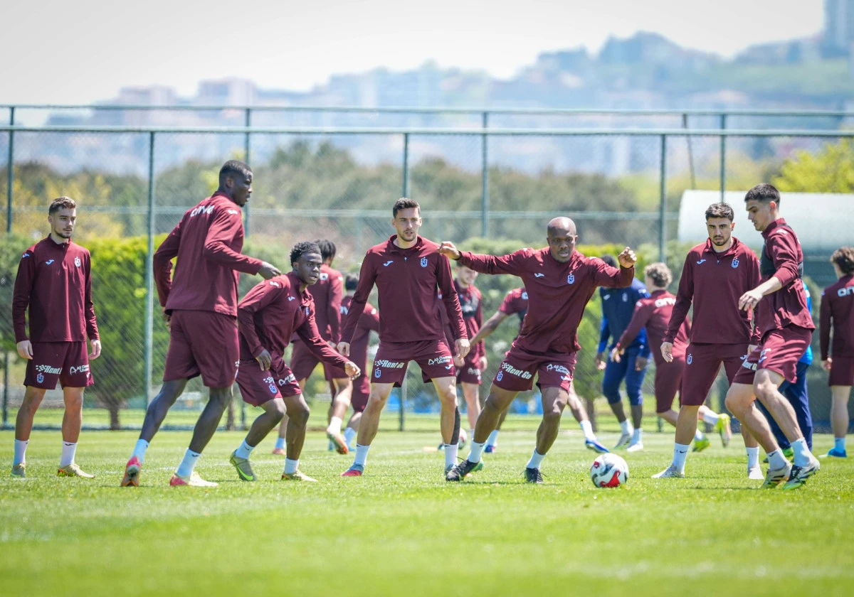 Trabzonspor Beşiktaş Mesaisini Tamamladı: Kafile İstanbul Yolcusu!